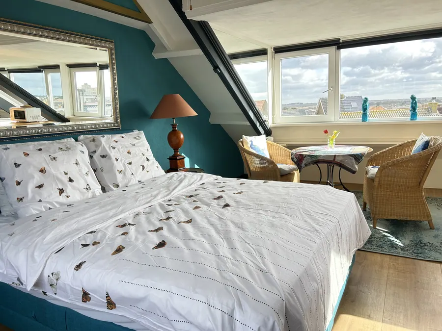 Leoicon — Double room with balcony, Zandvoort